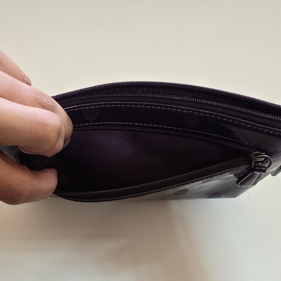 Purple Coach purple plum mini bag wristlet patent leather embossed - Picture 9 of 14